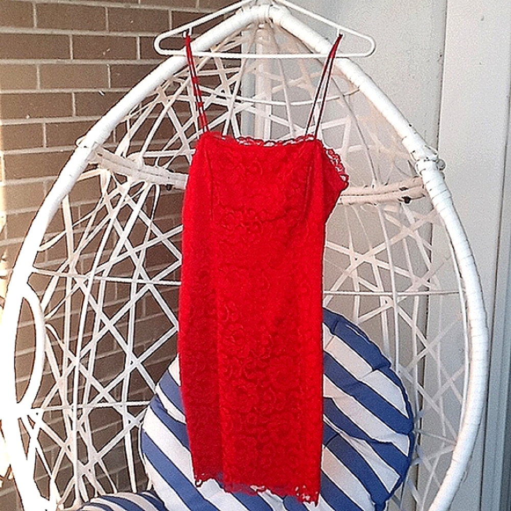 Newleaf red lace spaghetti strap cocktail dress